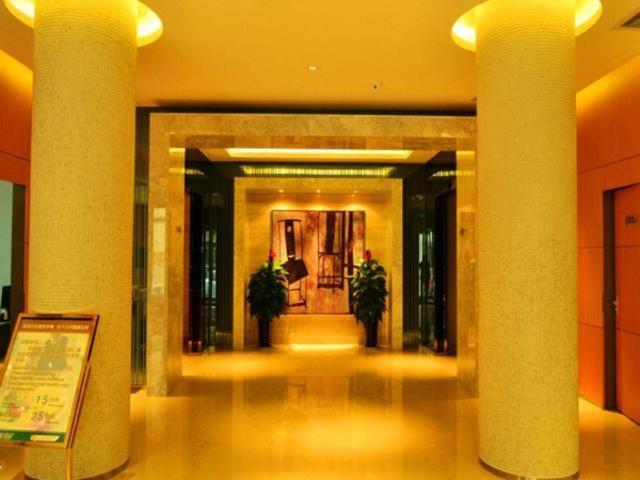 Jinjiang Inn Select Jinan Baotuquan Exterior photo